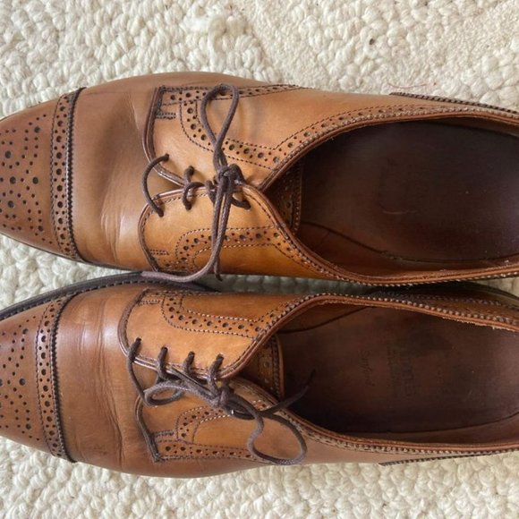 Men\'s brown leather vintage looking dress shoes